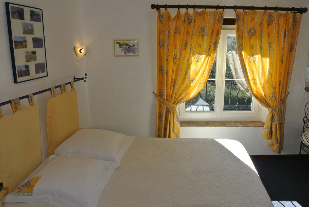 Bed and Breakfast La Vieille Bastide Flayosc Zewnętrze zdjęcie