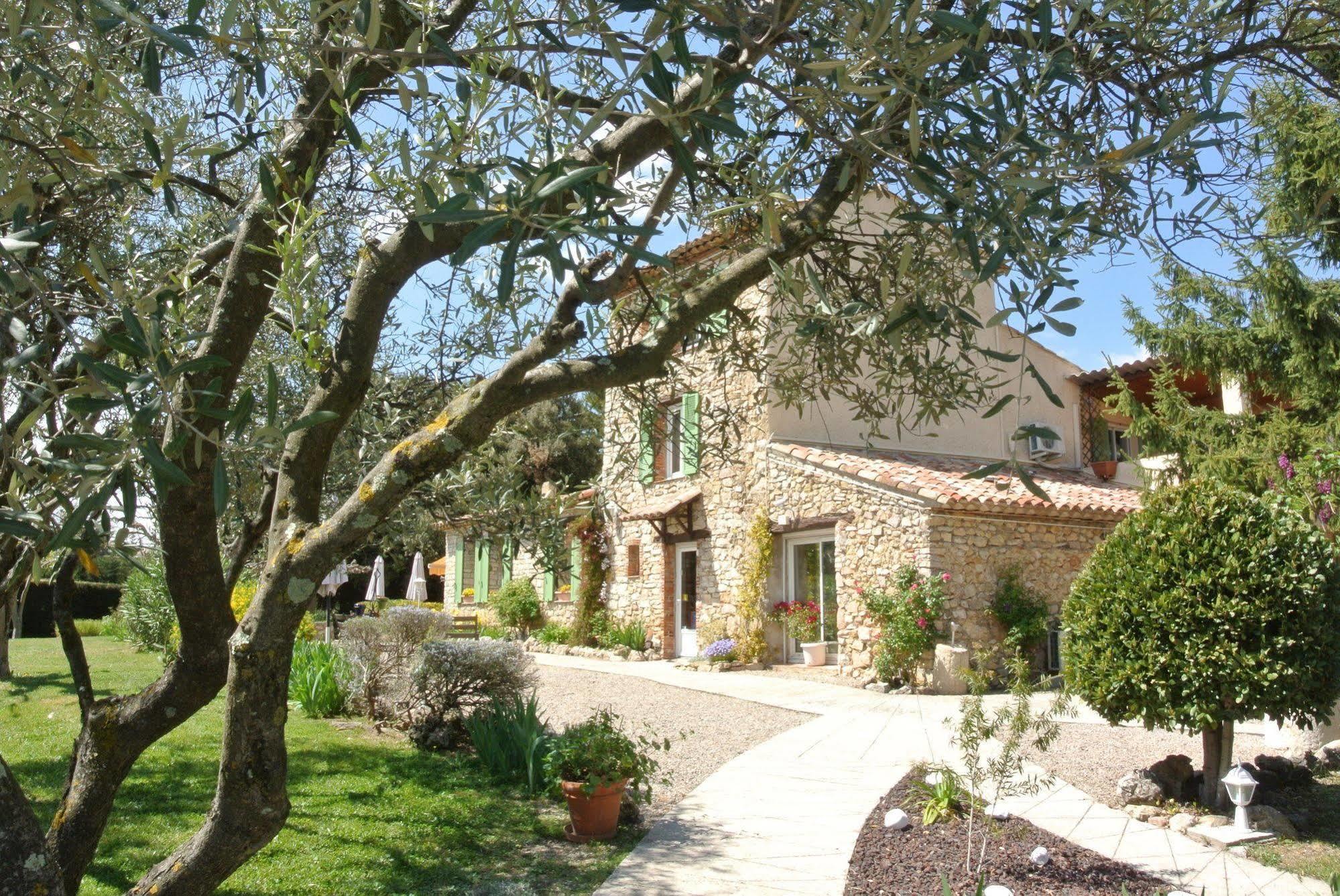 Bed and Breakfast La Vieille Bastide Flayosc Zewnętrze zdjęcie